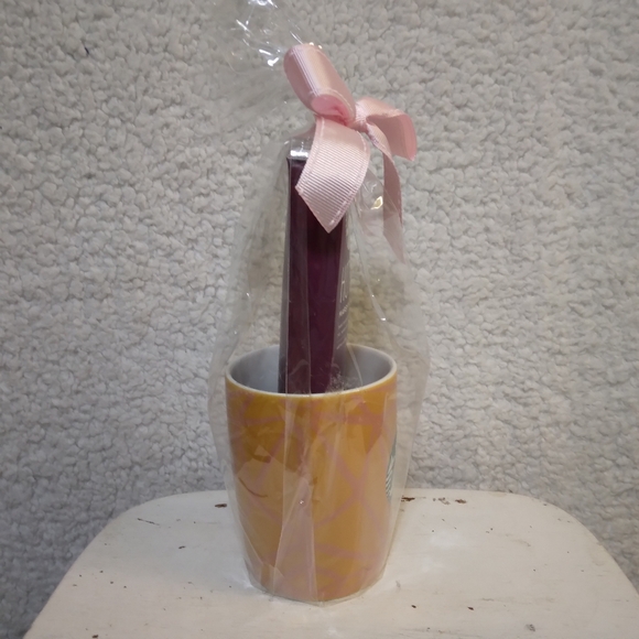 NWT- Starbucks Mug + Cocoa Mix - Picture 4 of 5
